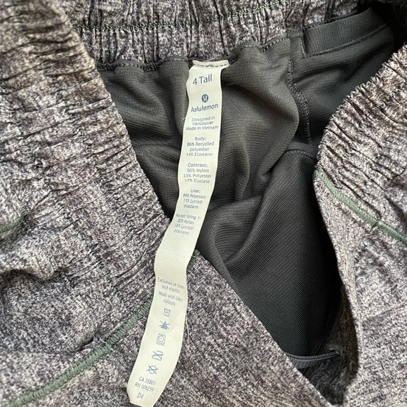 Lululemon mini grey Heather shorts - Picture 2 of 3